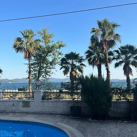 Appartamento Goele Manzarali Bahceli Havuzlu *